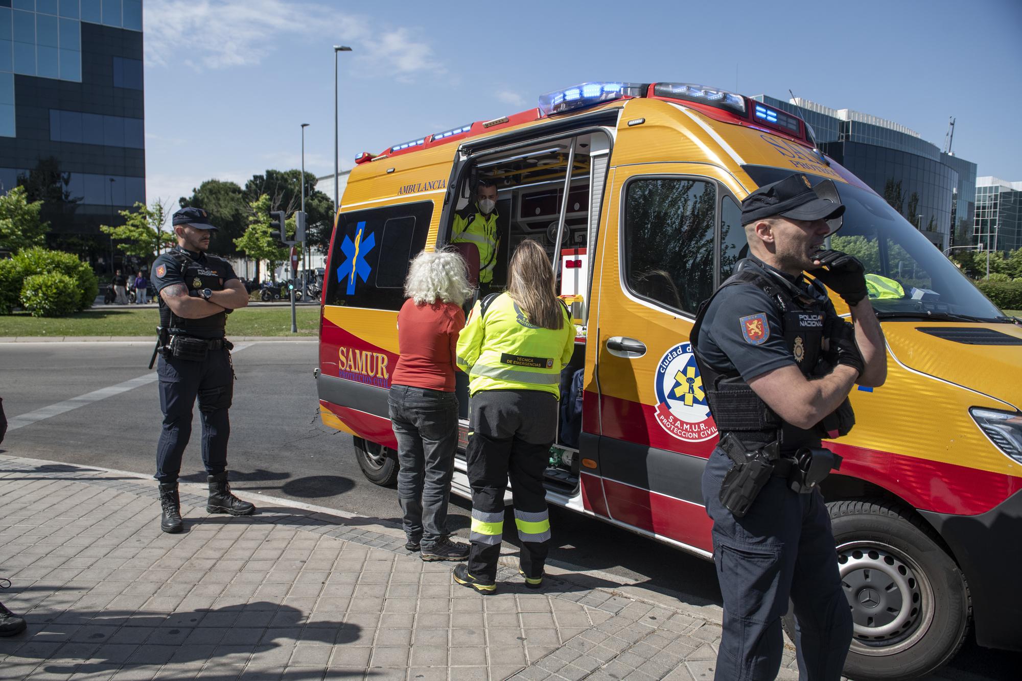 Protesta contra la celebración de la feria de armas de Madrid - 3