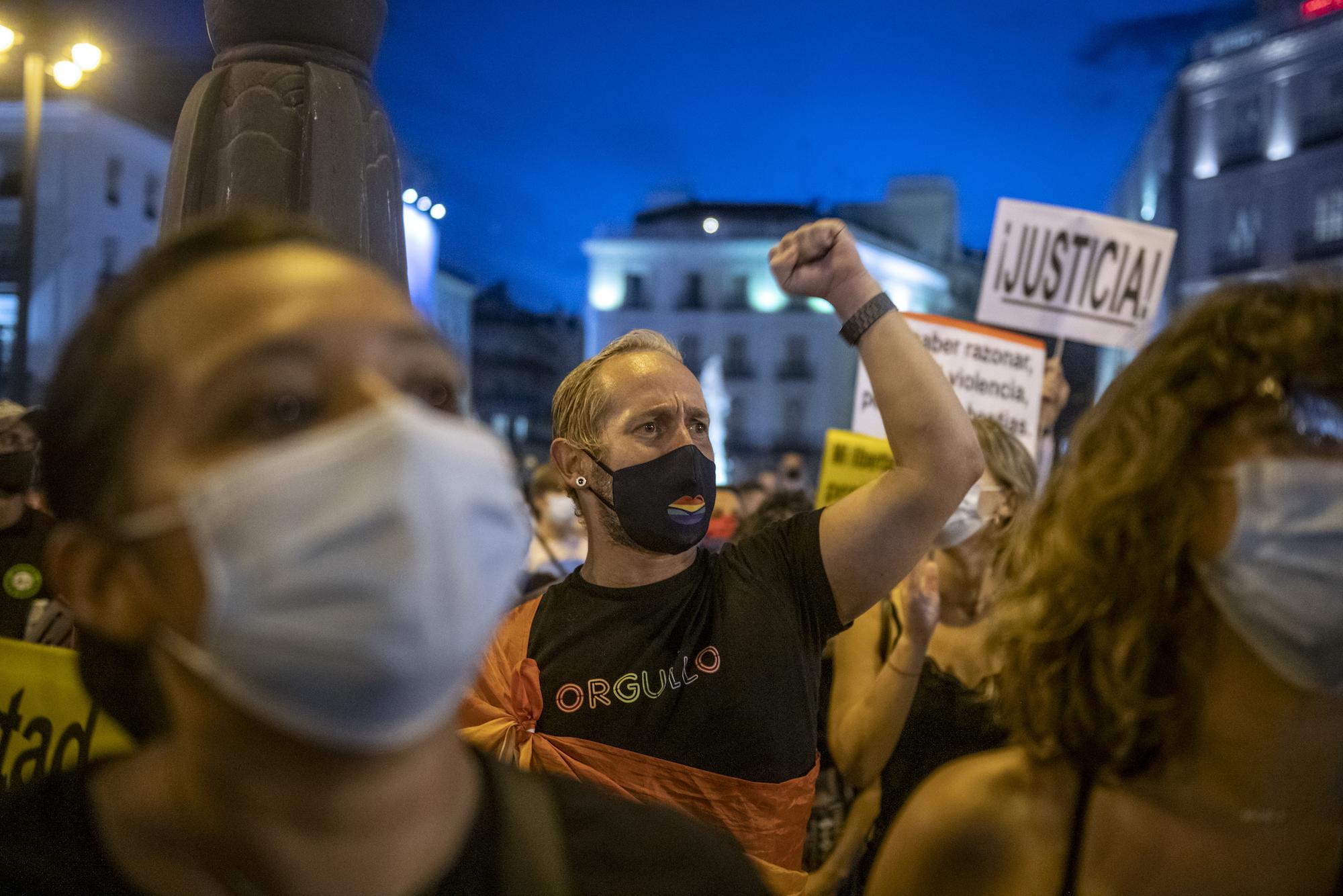 Que una mentira no calle tu verdad. Concentración en Madrid contra las agresiones homófobas. - 5