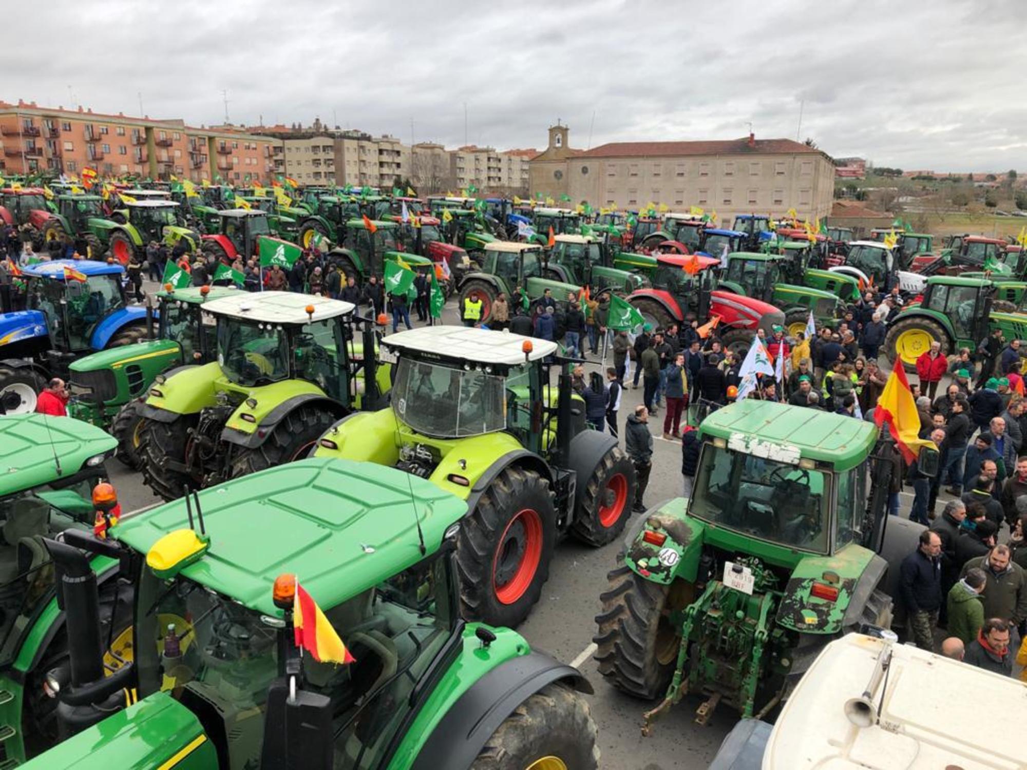 Concentración de tractores en Salamanca