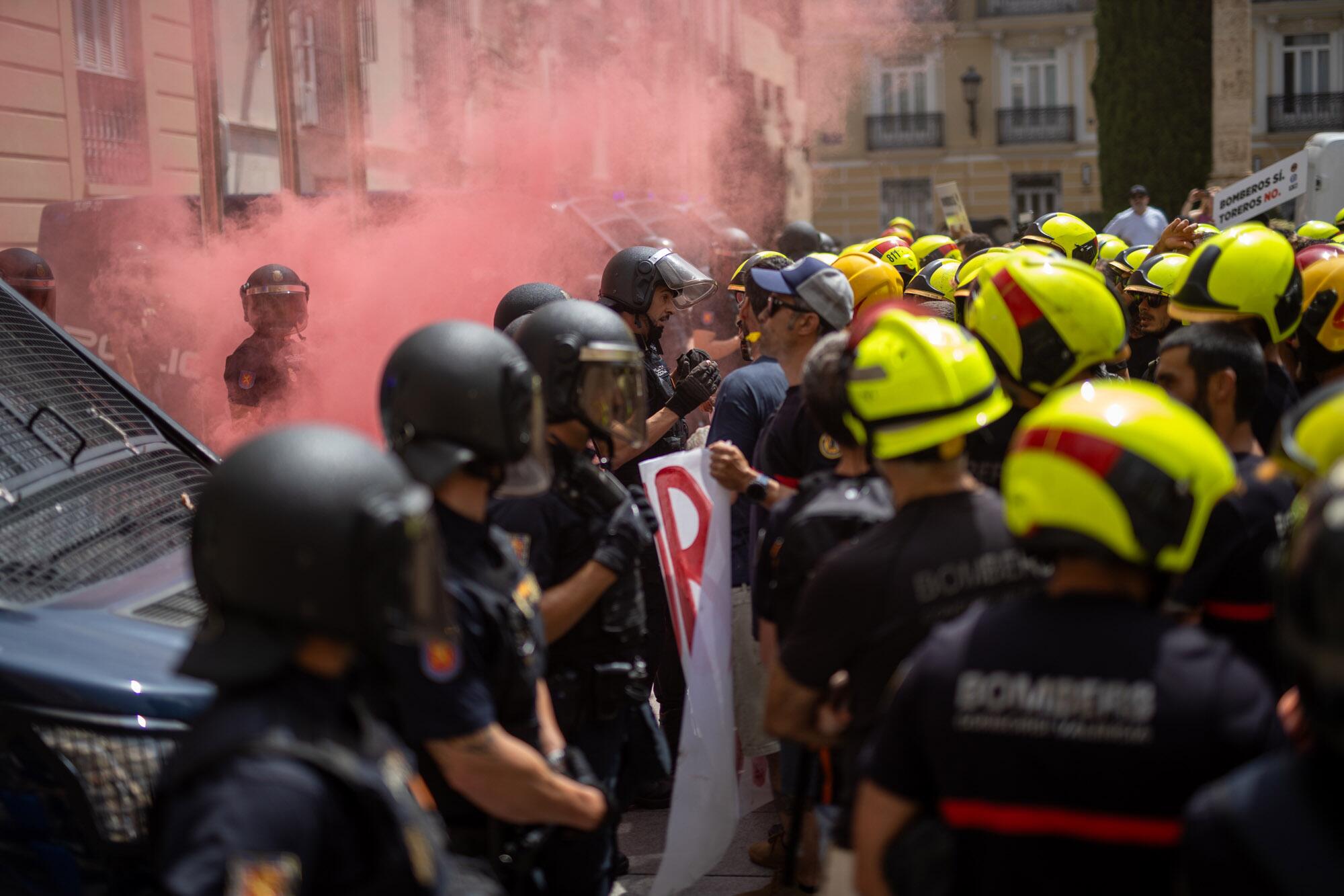 Acción Bomberos Valencia Toros - 1