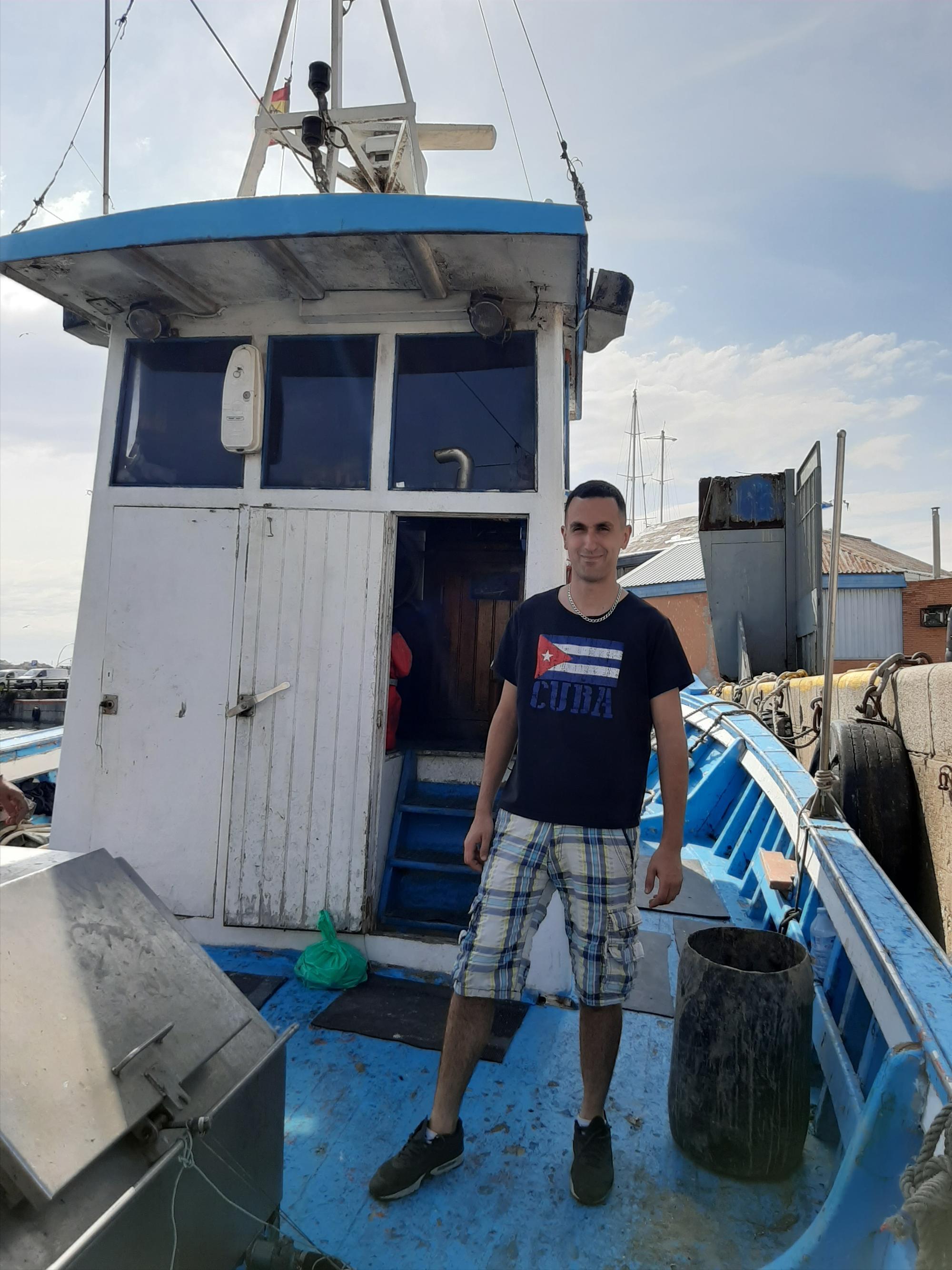 Dani Soler en el barco de su padre