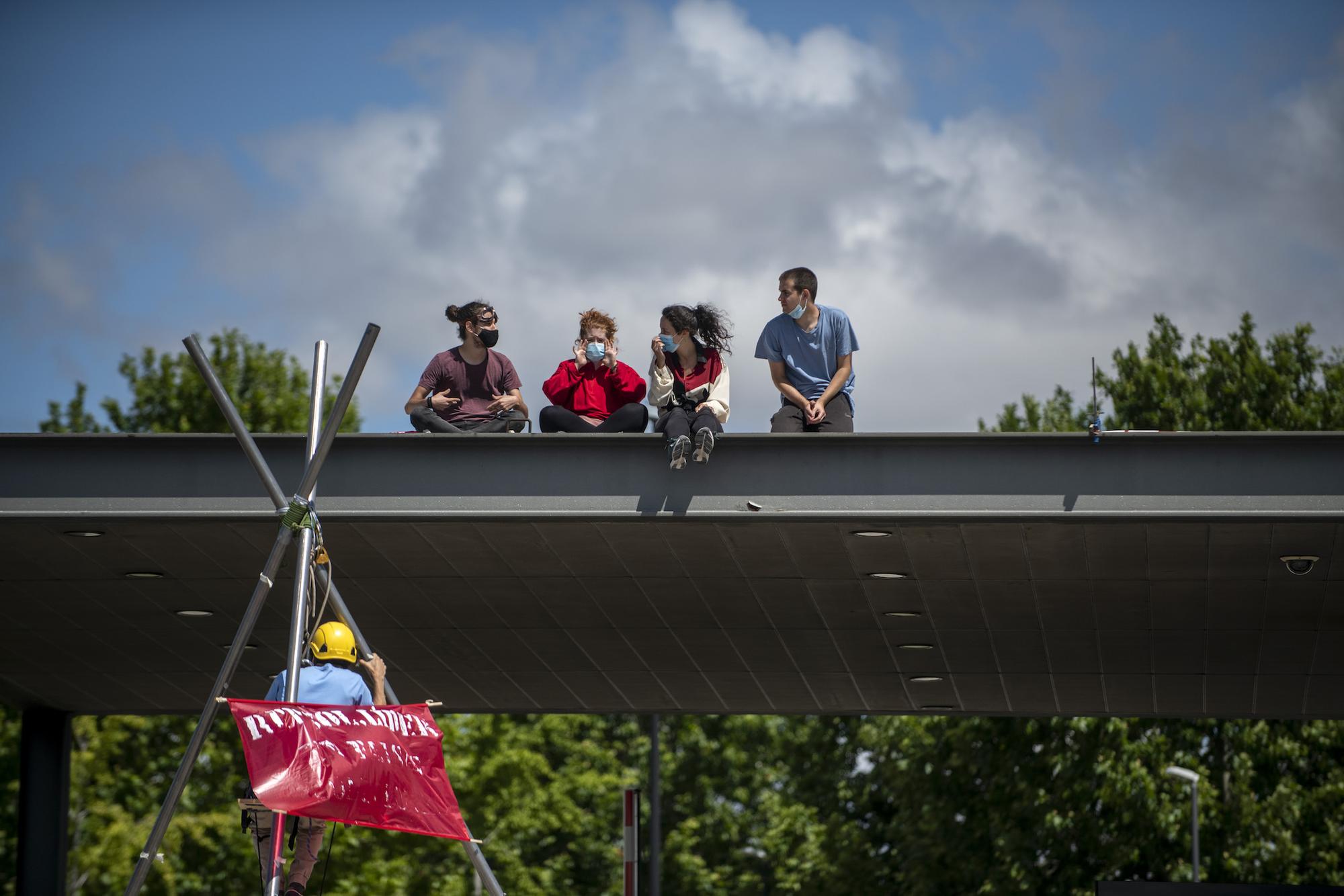 Rebelión por el Clima bloquea la sede de Repsol en Móstoles - 15