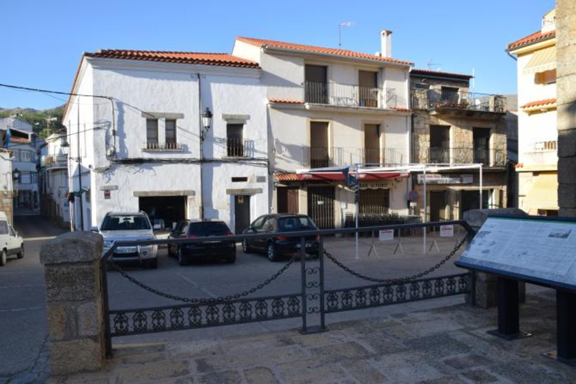 Plaza Fiscal Jesús Vicente Chamorro, en Valverde del Fresno