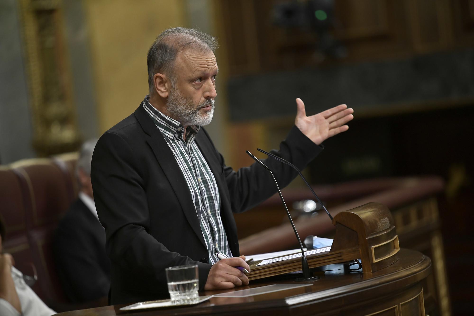 Roberto Uriarte Congreso