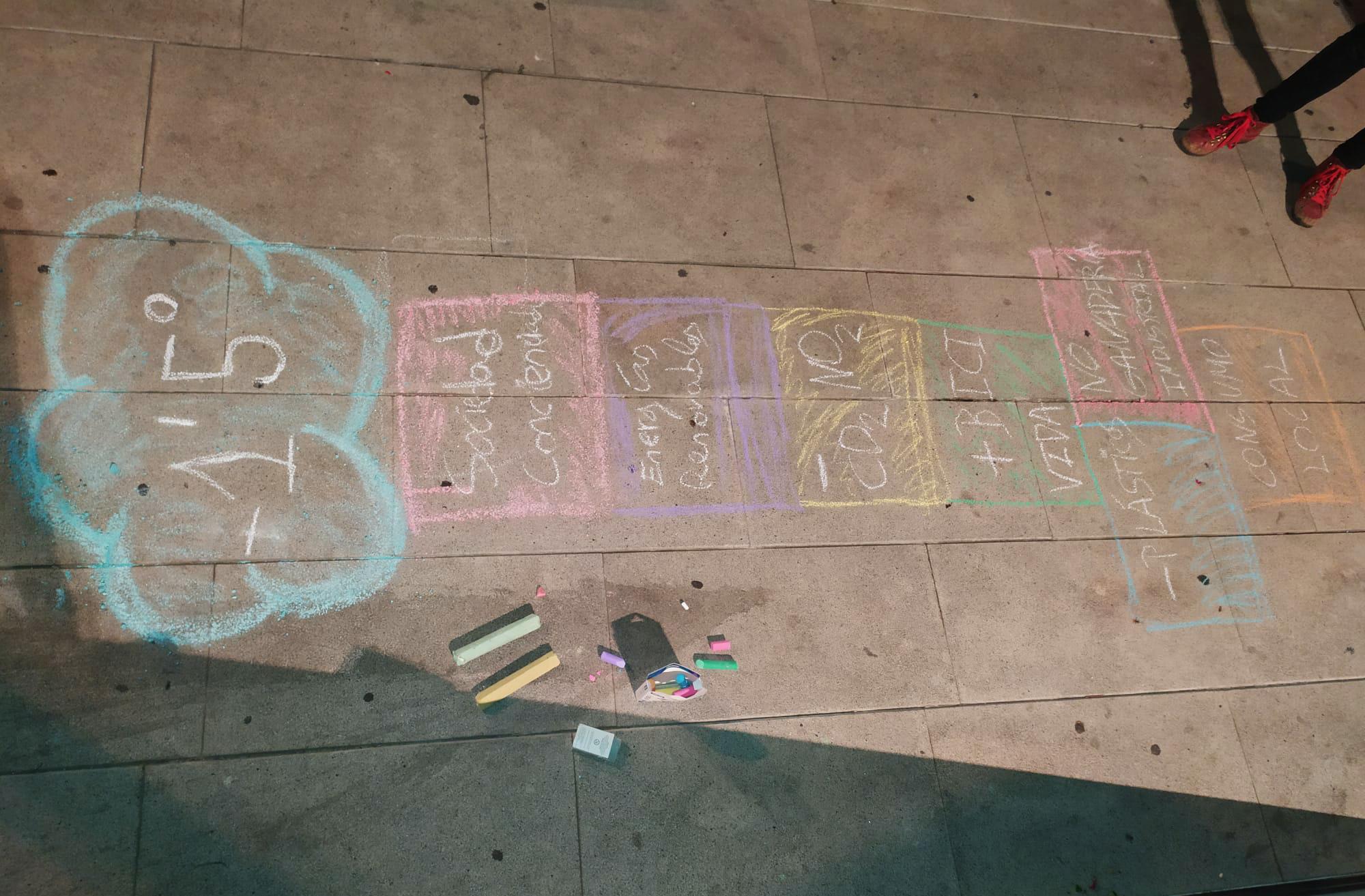 Pintadas tizas multa Granada