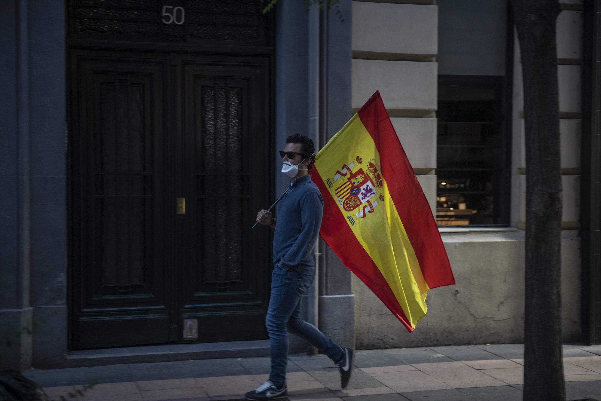 Fachas en el barrio Salamanca - 16