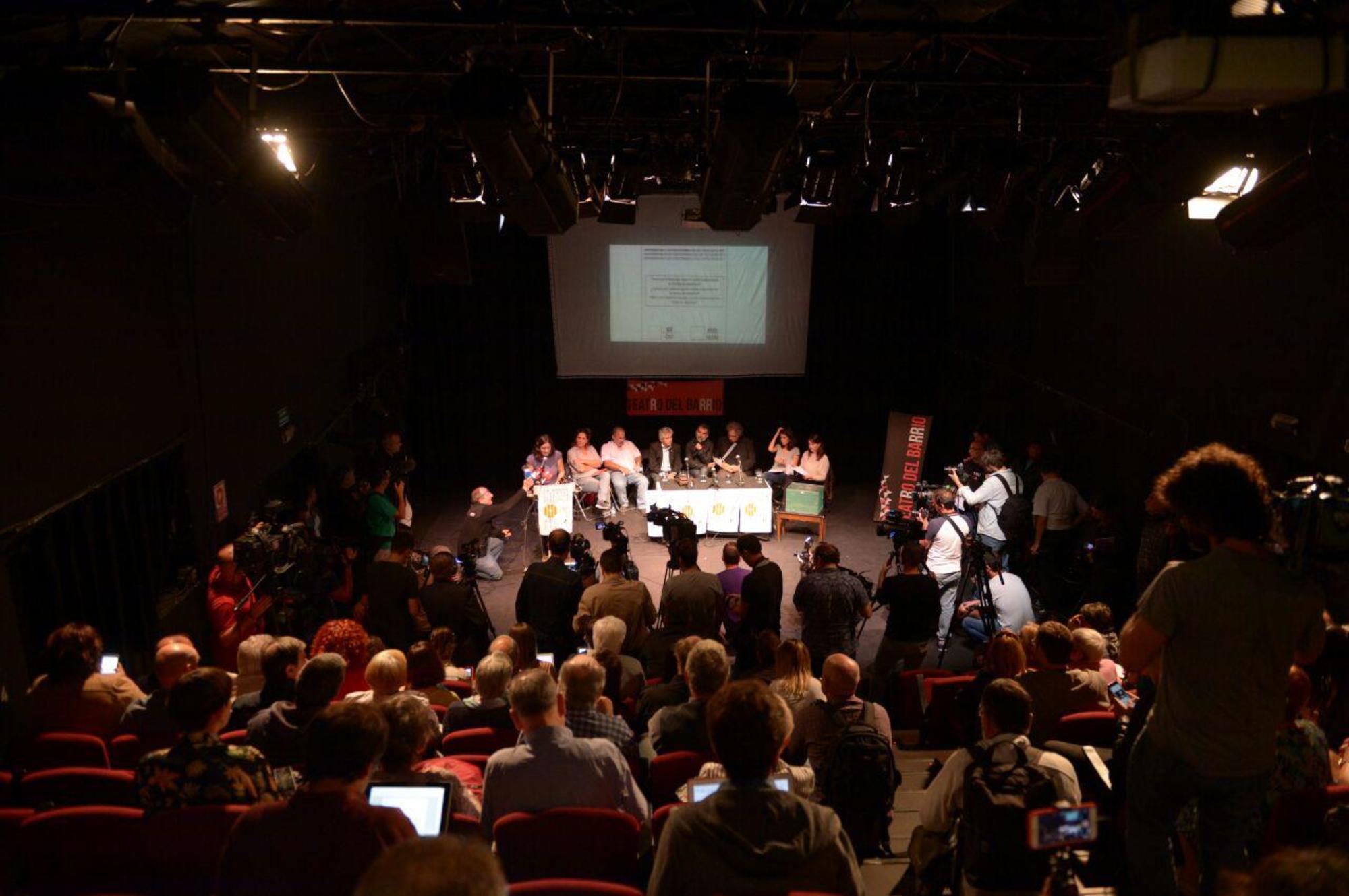 Acto “En Madrid, por el derecho a decidir” en El Teatro de Barrio Foto: Dani Gago