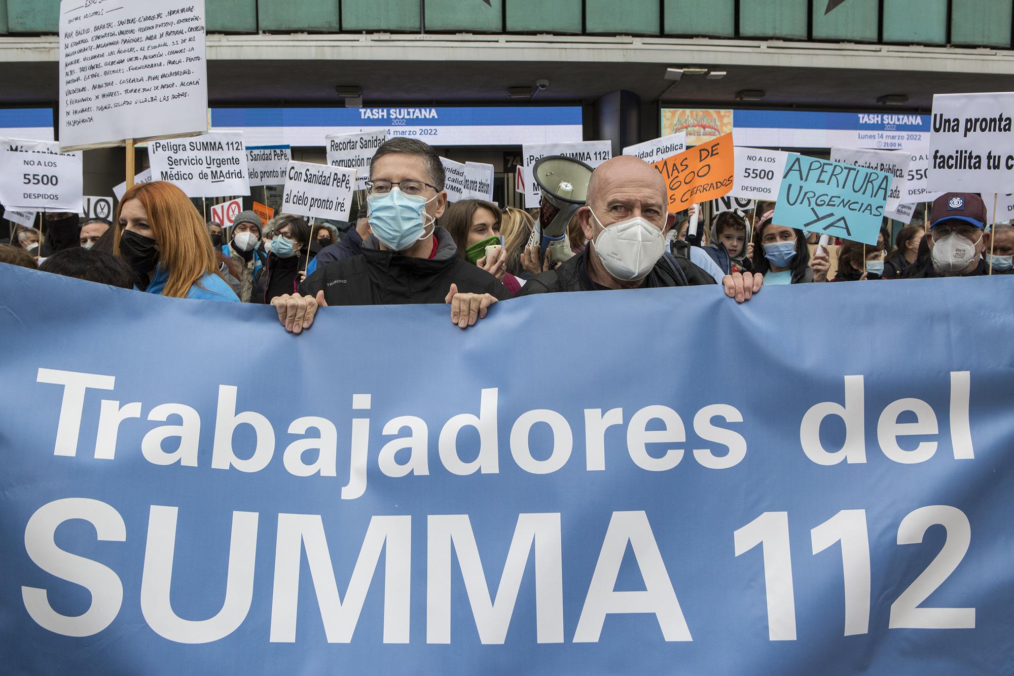 concentración en el Wizink contra el cierre de los Servicios de Urgencia de la Atención Primaria en la Comunidad de Madrid - 4