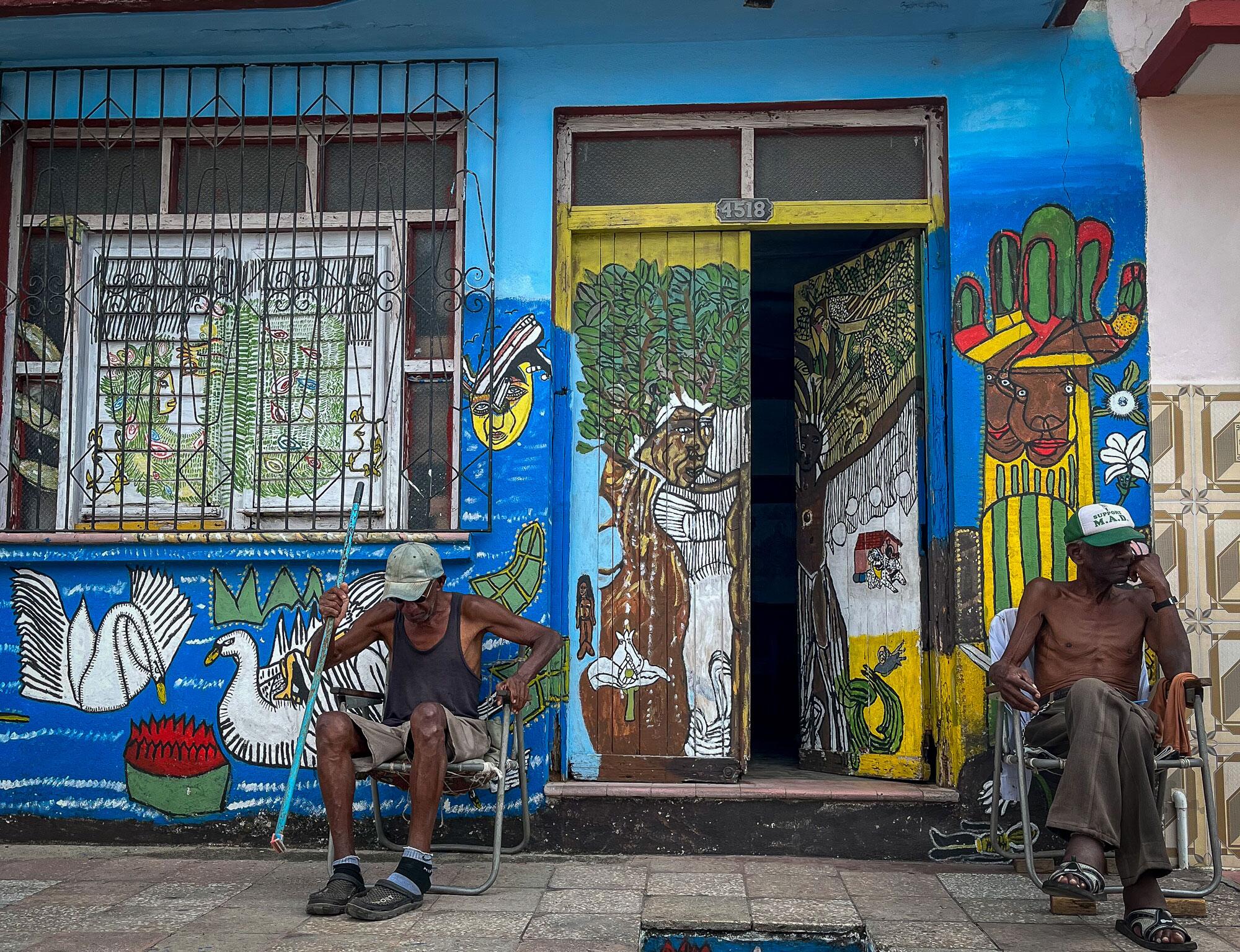 Fachada parte del proyecto Trazos Libres, en Cienfuegos (Cuba)
