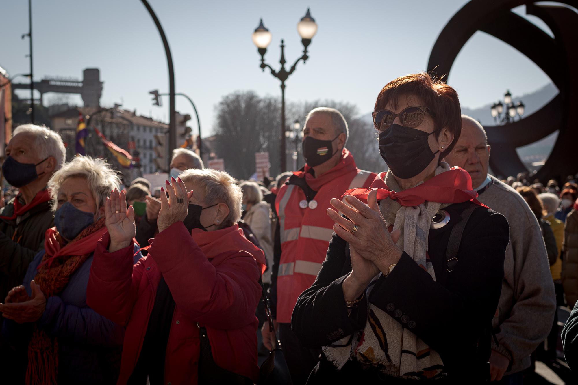Manifestación cuarto aniversario Movimiento Pensionistas en Bilbao - 15