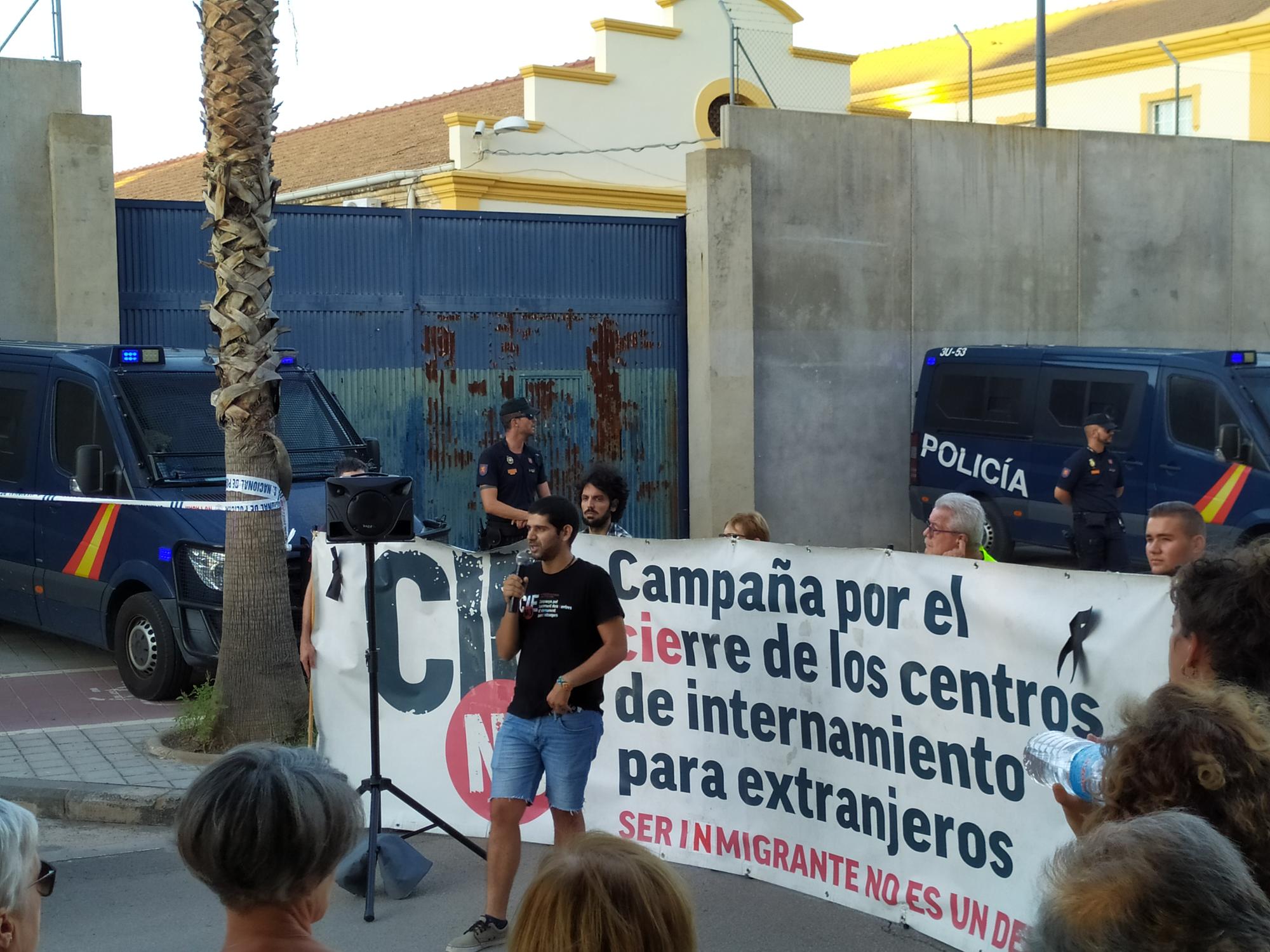 adrian vives cies no valencia