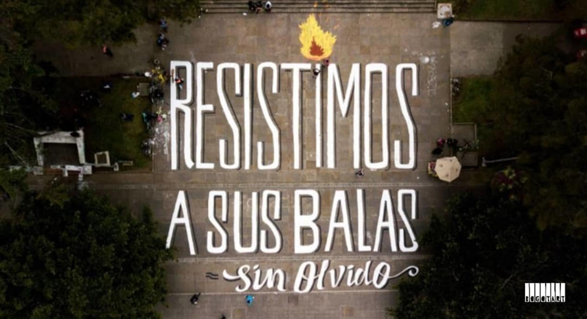 Acción callejera realizada por el Movimiento antimilitarista