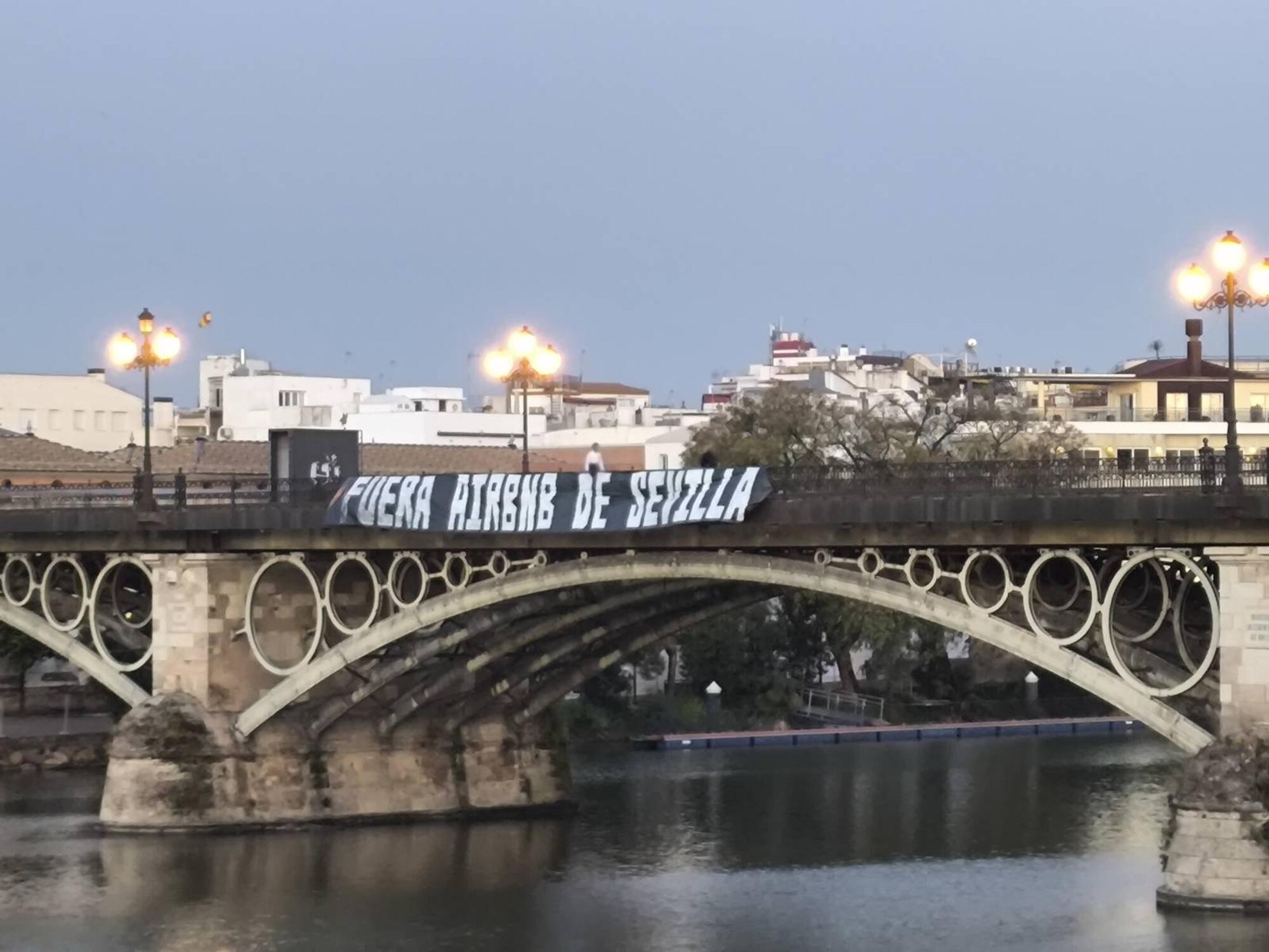 Fuera Airbnb de Sevila