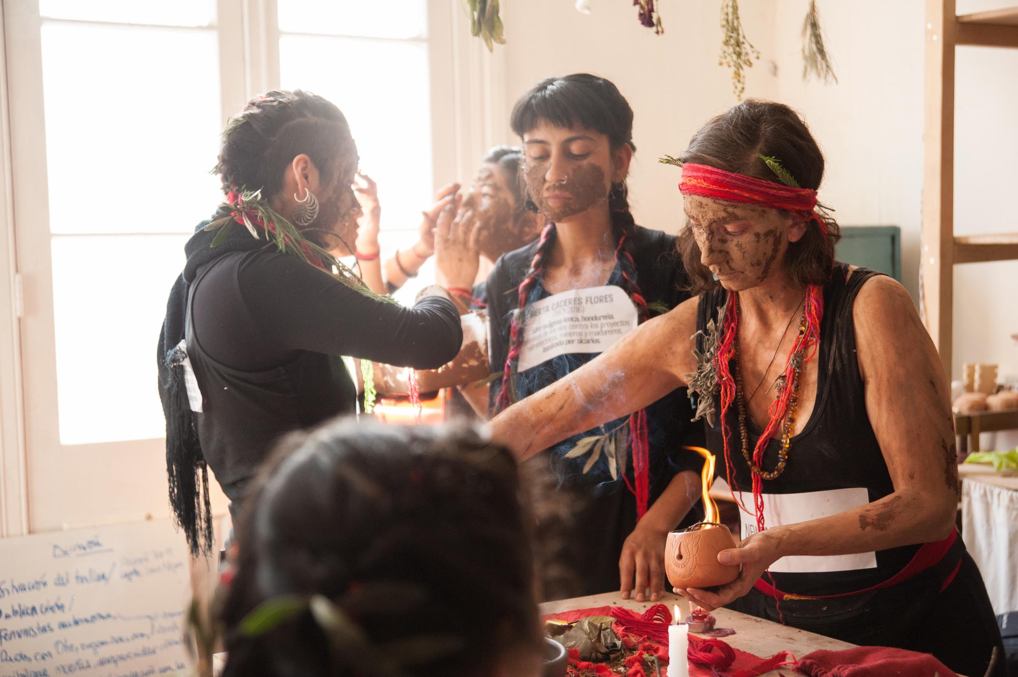 Accion feminista en Valparaiso. Noviembre 2019. Chile