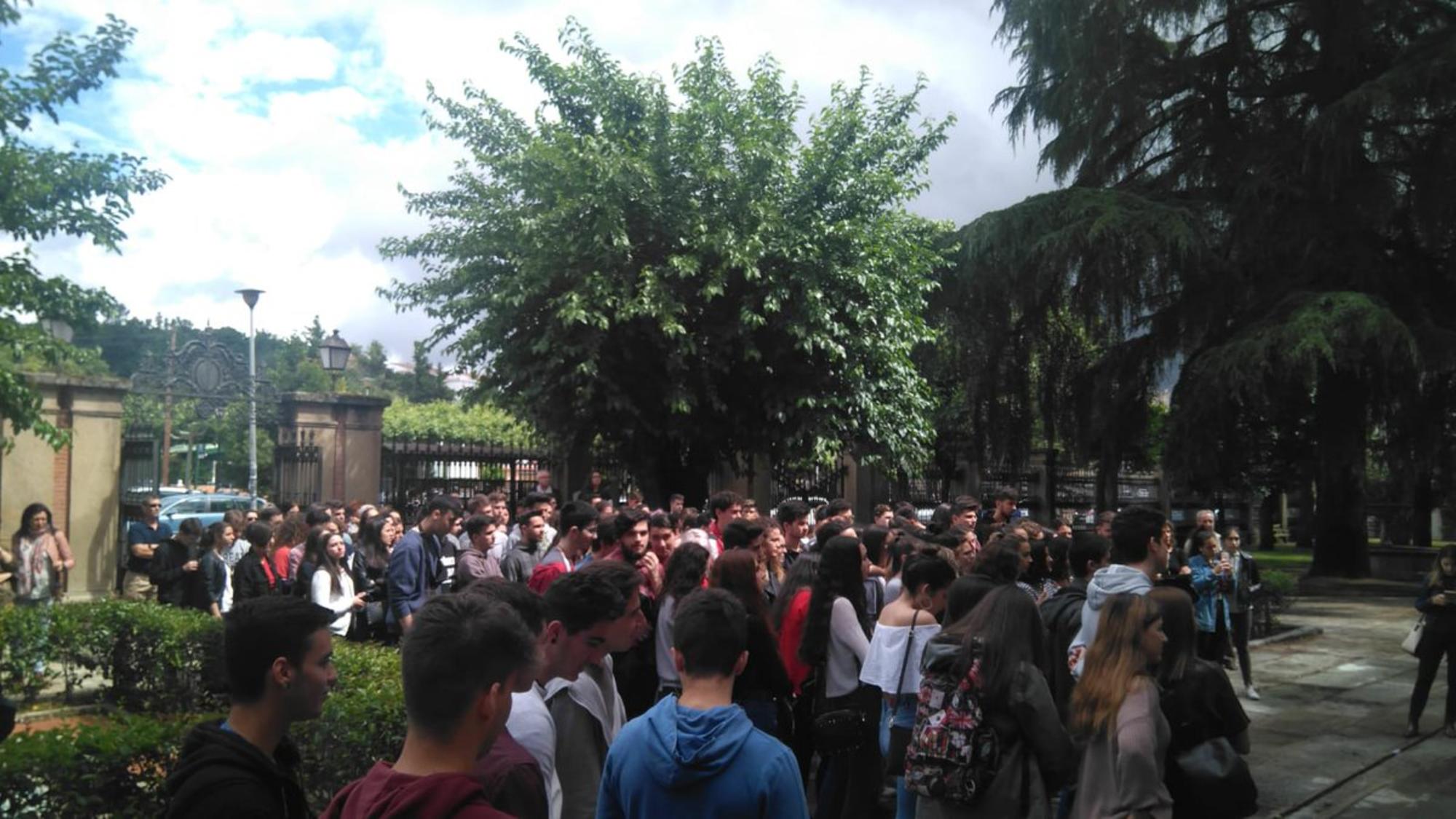 Protesta estudiantes Plasencia EBAU Extremadura