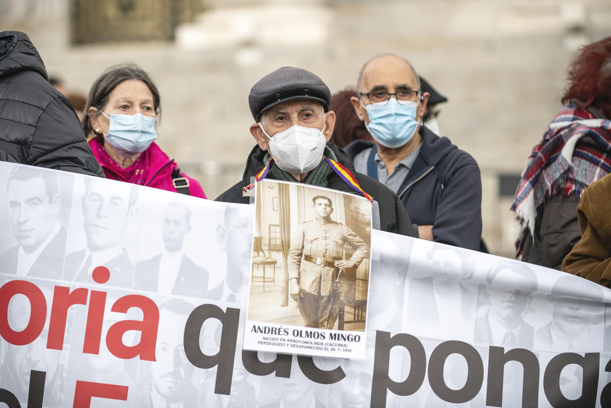 Contra la impunidad del franquismo - 5