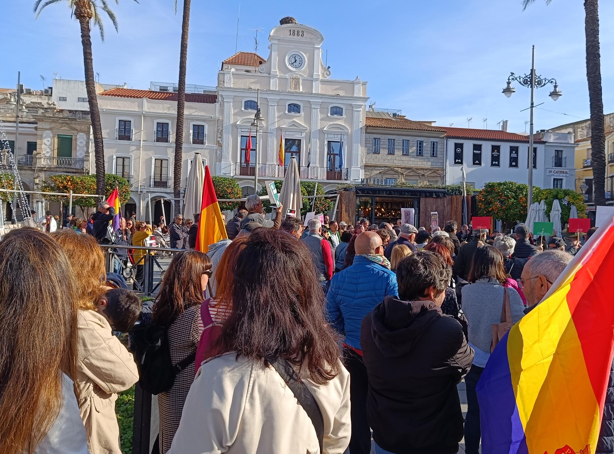 Concentración memoria histórica Mérida II