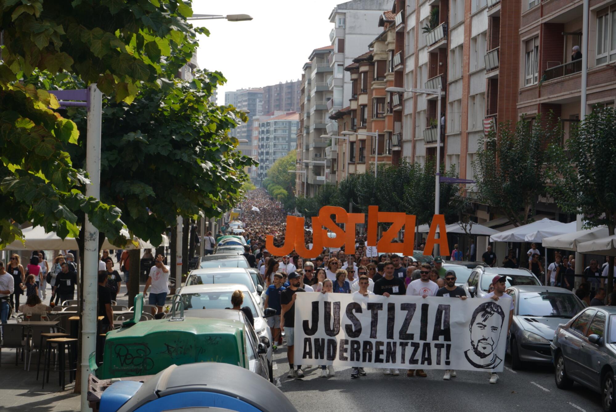 Juztizia Anderrentzat Mani - 4