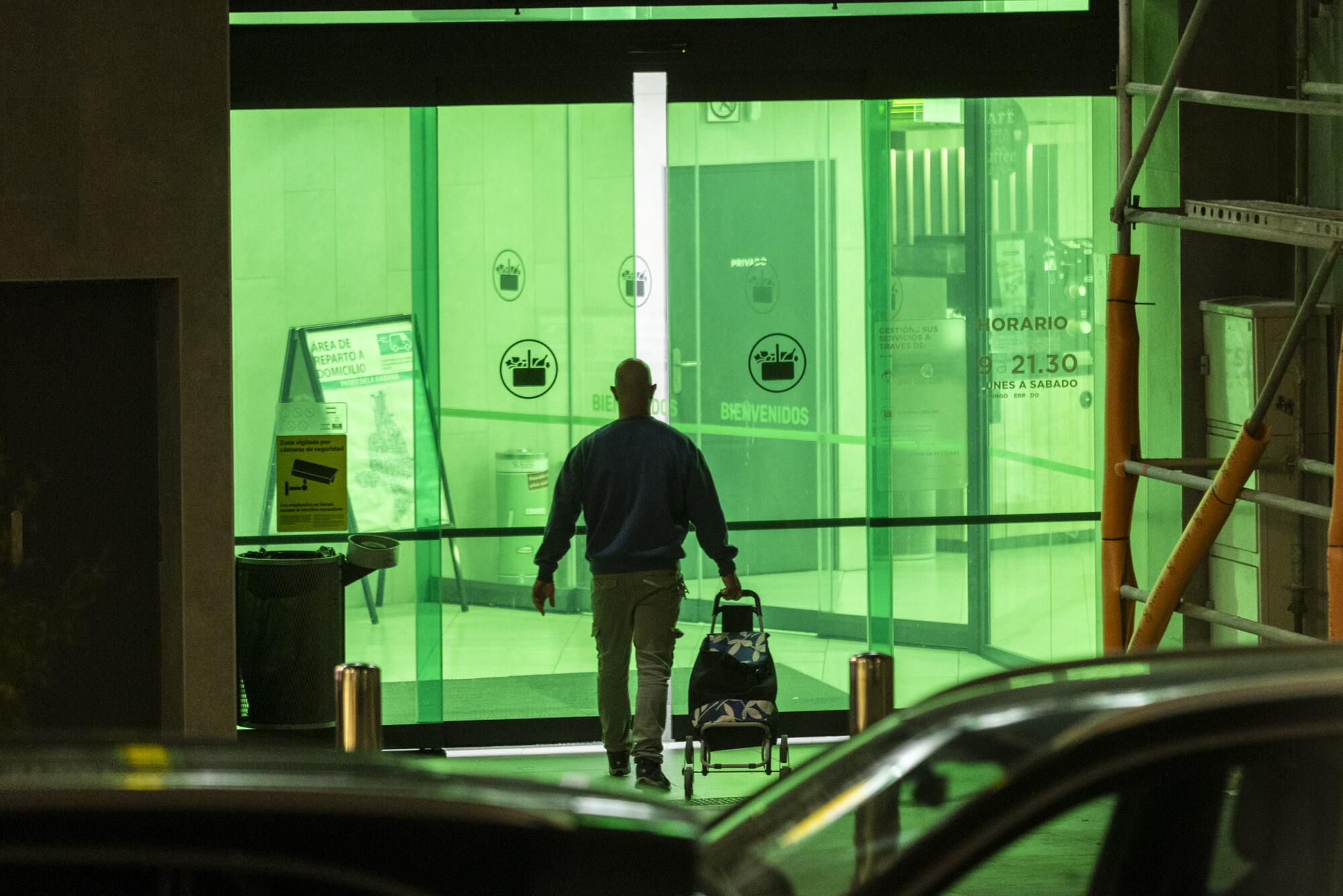 Entrada supermercado Mercadona Madrid