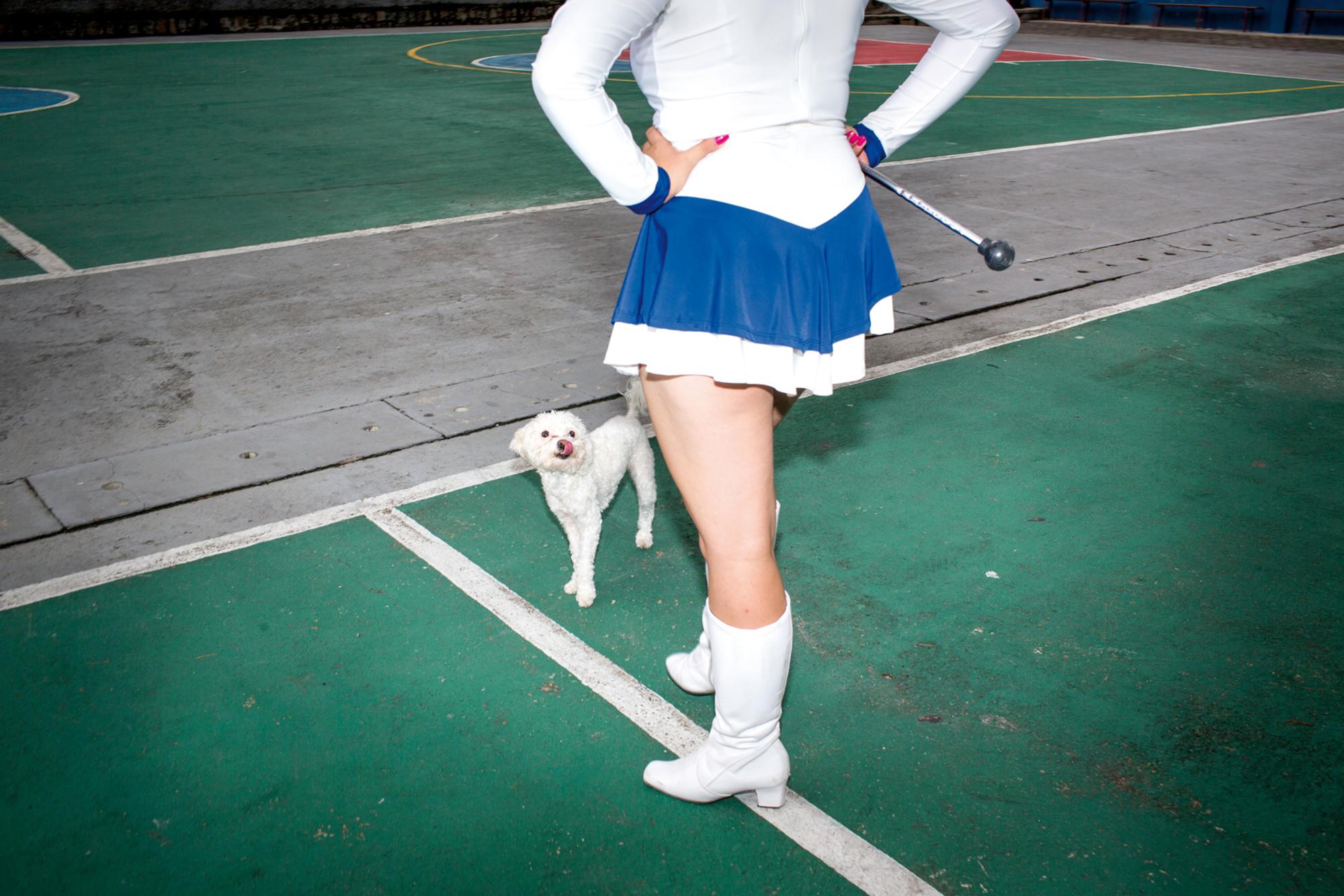 Poo Pink, Fido y la Gónzalez Suárez, foto mayorette