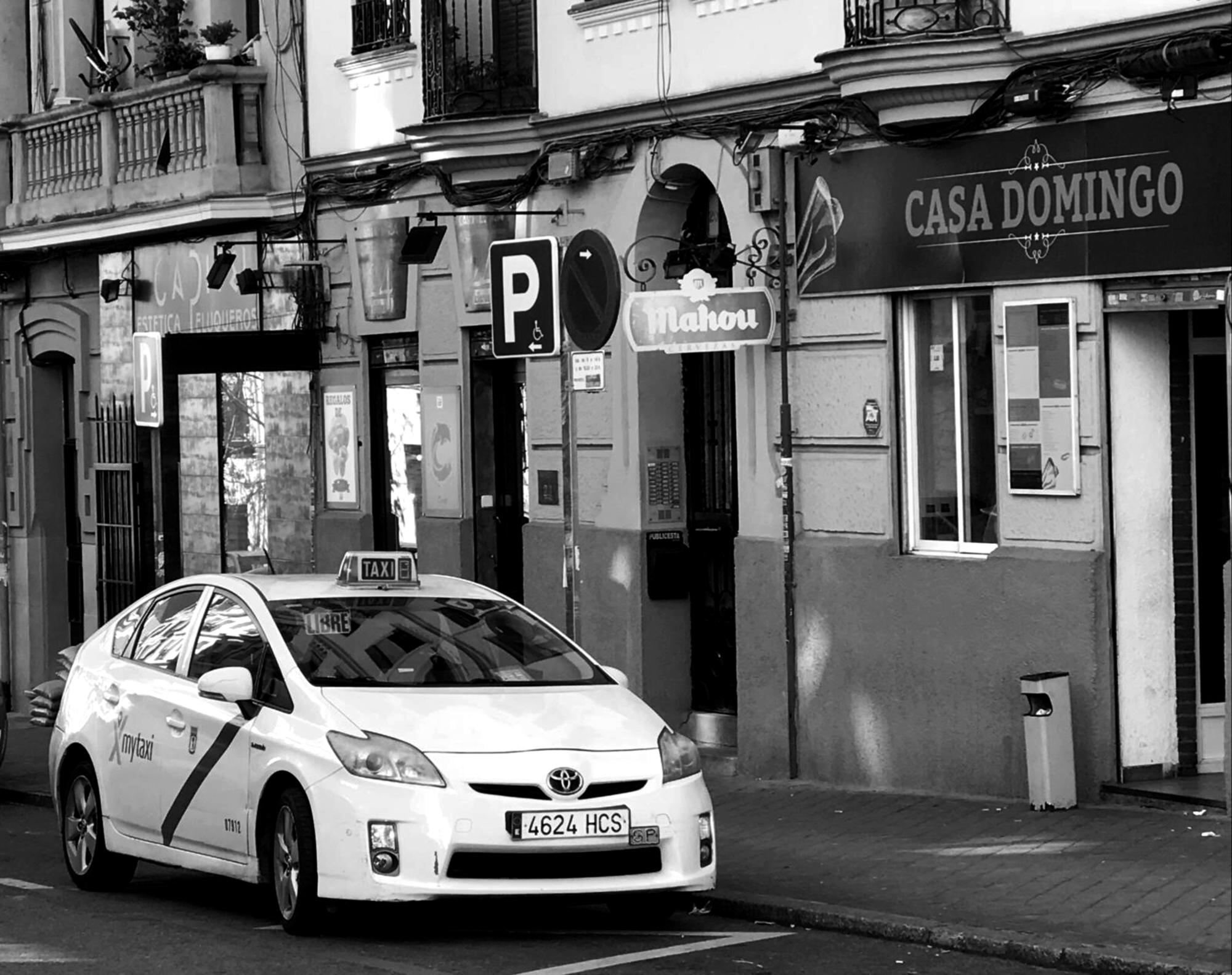Taxi en plaza PMR