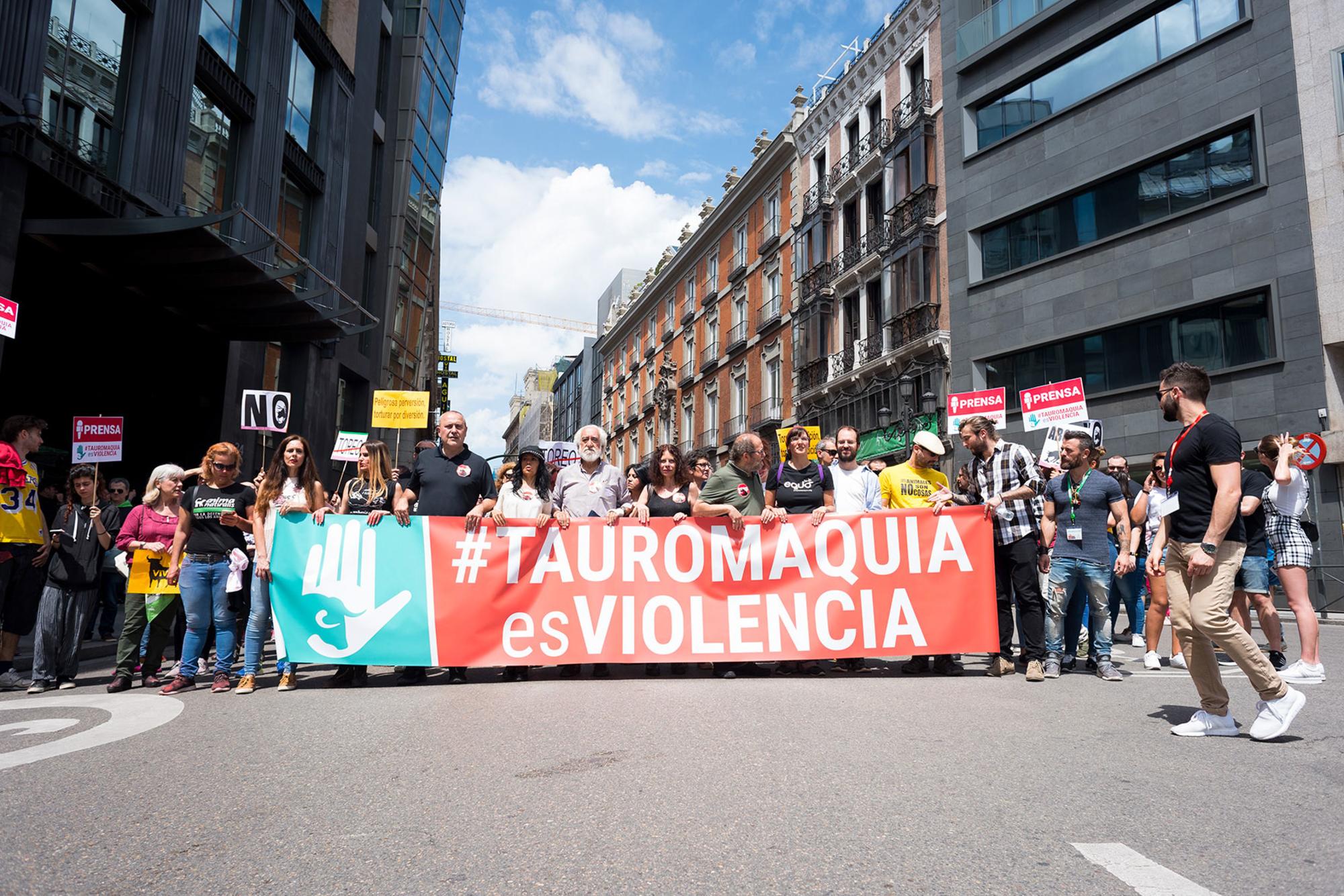 Tauromaquia_es_violencia