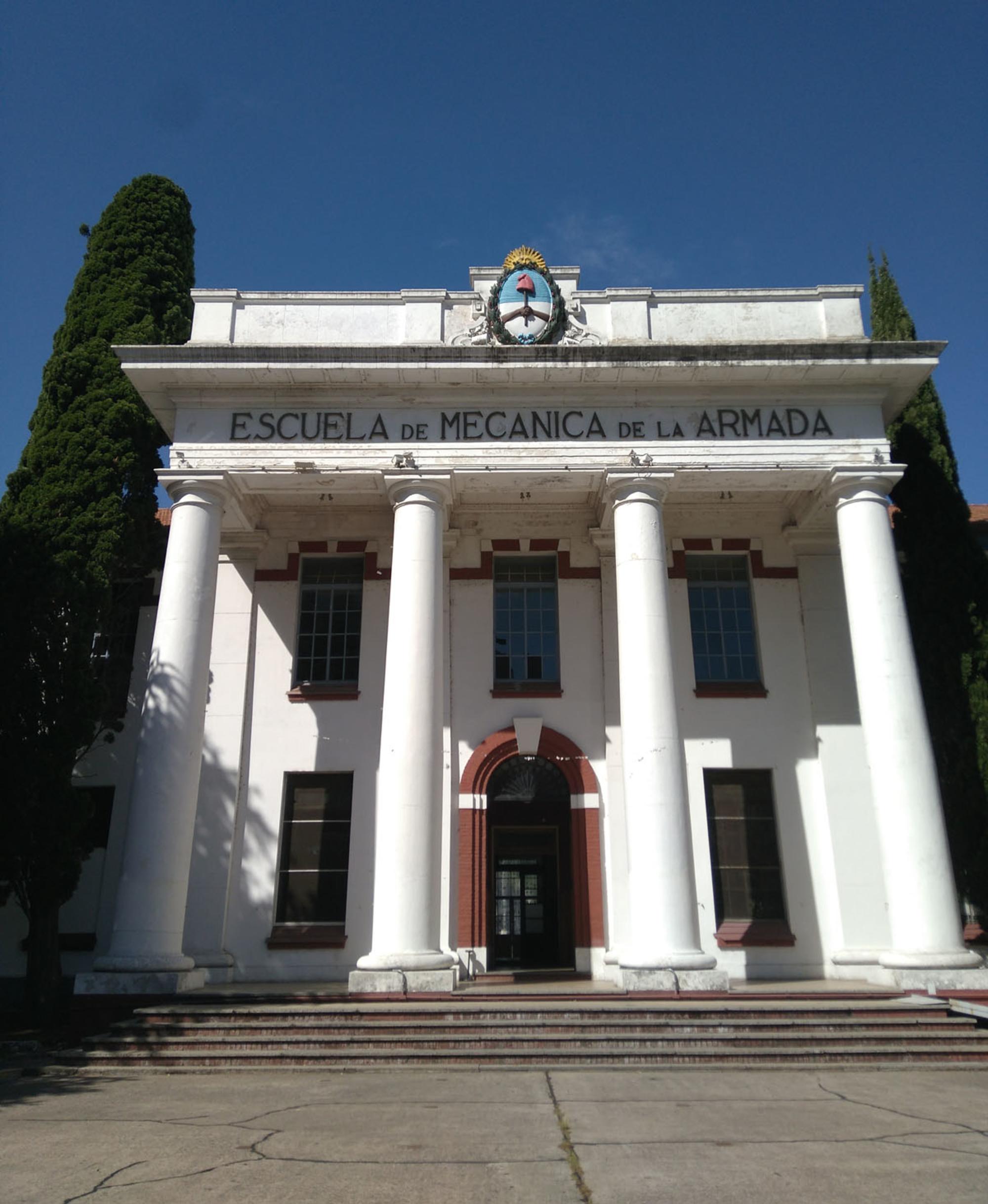 Escuela Mecánica de la Armada