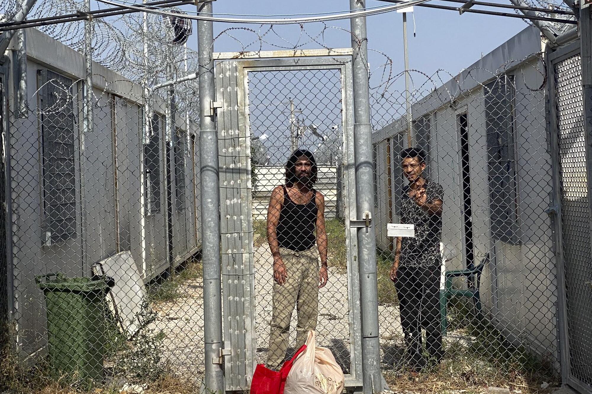 Grecia deportado - 1