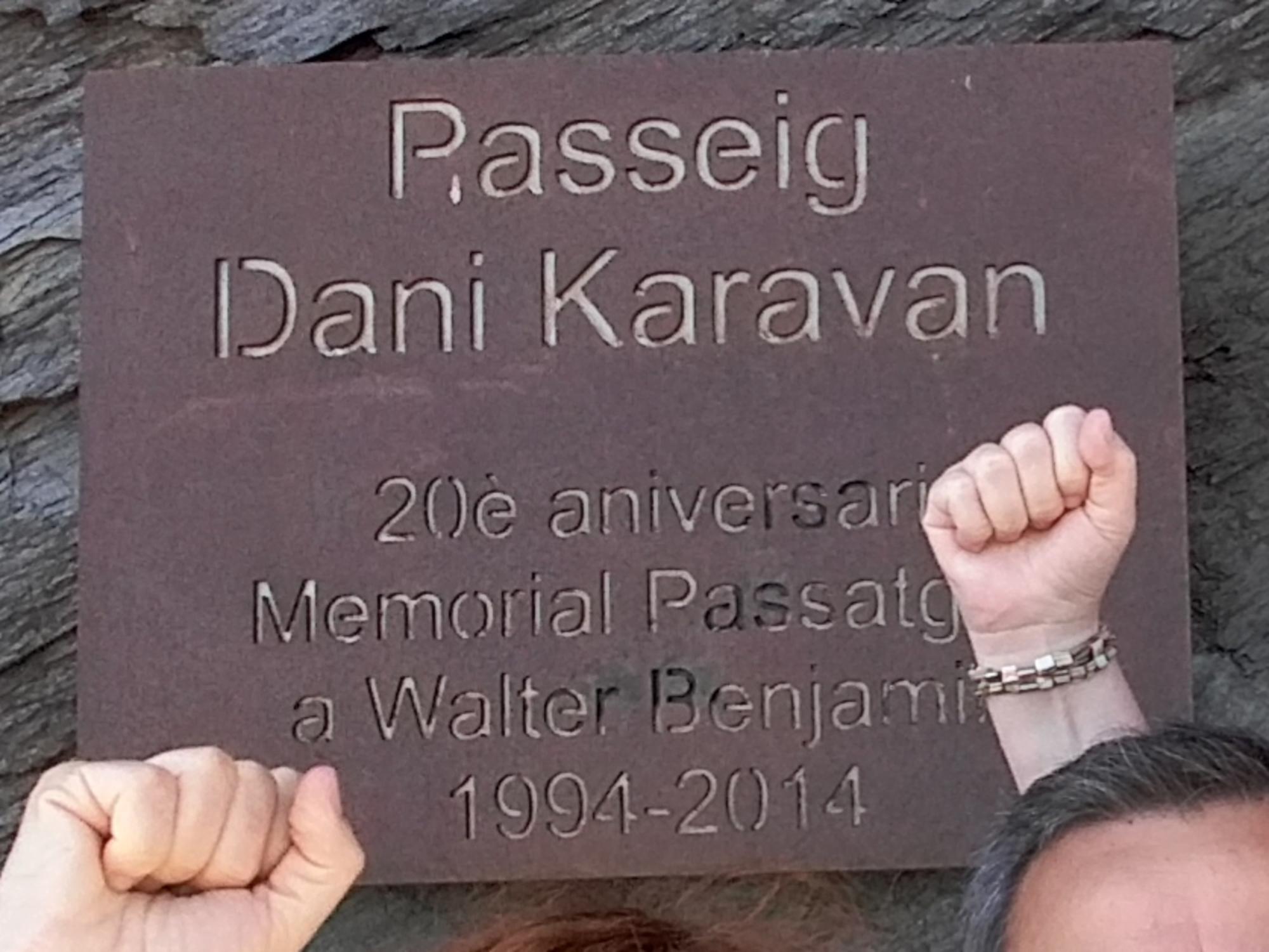 Paseo Dani Karavan en el Memorial a Walter Benjamin. Port-Bou. 