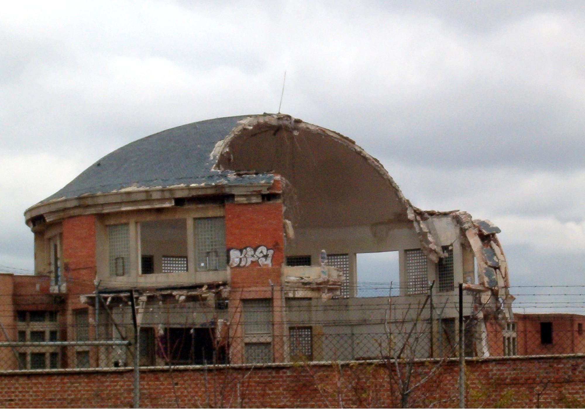 Cúpula Cárcel Carabanchel Derribo