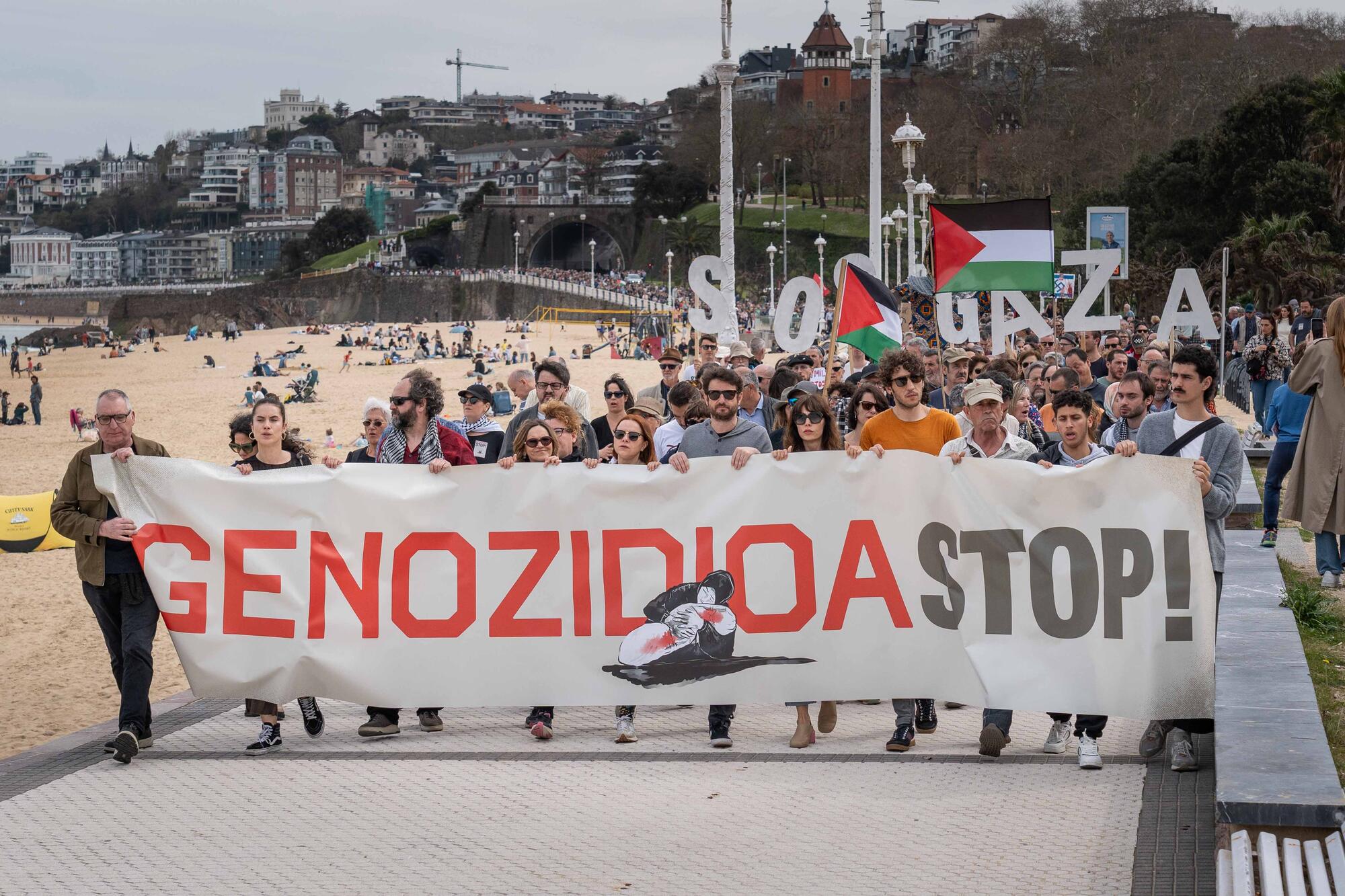 Manifestación en Donostia contra el genocidio de Israel en Palestina - 8