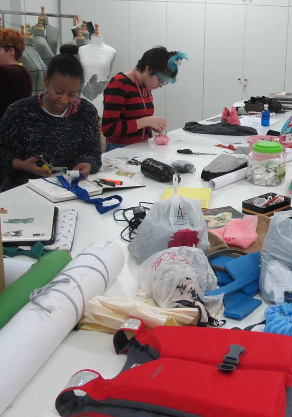 Taller de costura de Las Culpass en Murcia