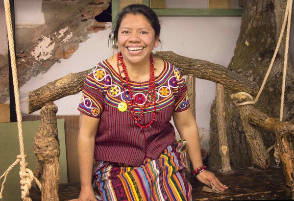 Lolita Chávez