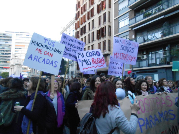 8M mani Valencia