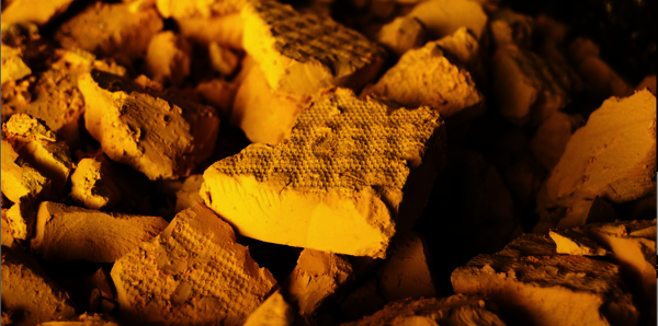 Yellowcake de uranio. Fuente: Radio Monitoring Project