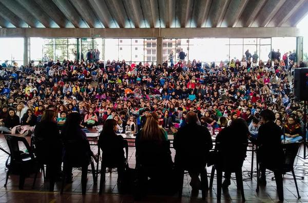Una de las ponencias del I Encuentro Internacional: derechos lingüísticos como derechos humanos, celebrado en Argentina