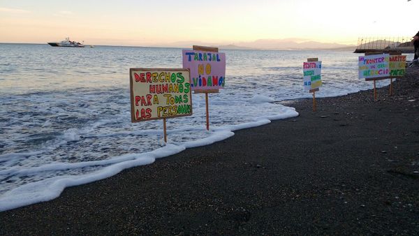 Tarajal Carteles Playa