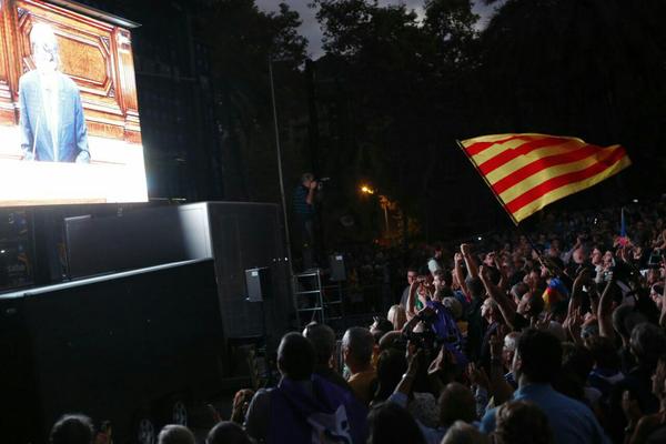Puigdemont Pleno Independencia