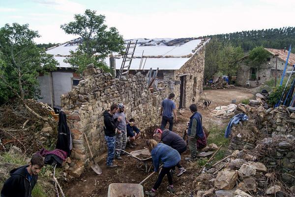 Rehabilitación de viviendas en el pueblo de Fraguas