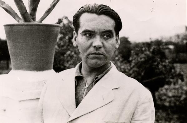 Lorca en la huerta de San Vicente