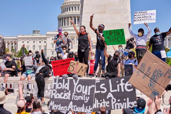 Protestas asesinato en Minnesota - 1 OK