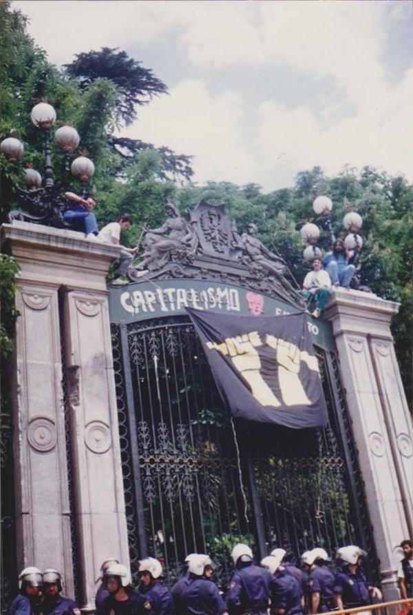 Acción directa del MOC (1995) en Cuartel General Ejercito