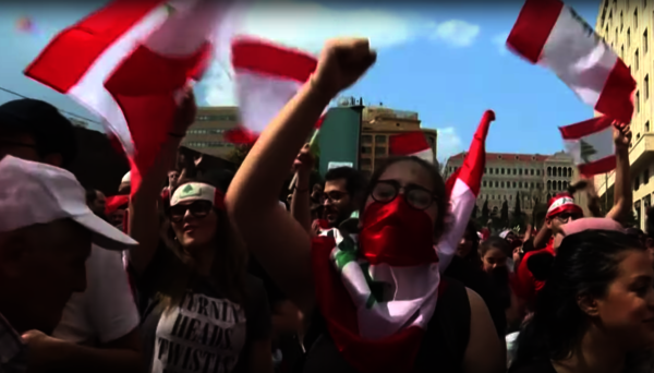 Captura de pantalla de las protestas en Beirut, Libano.