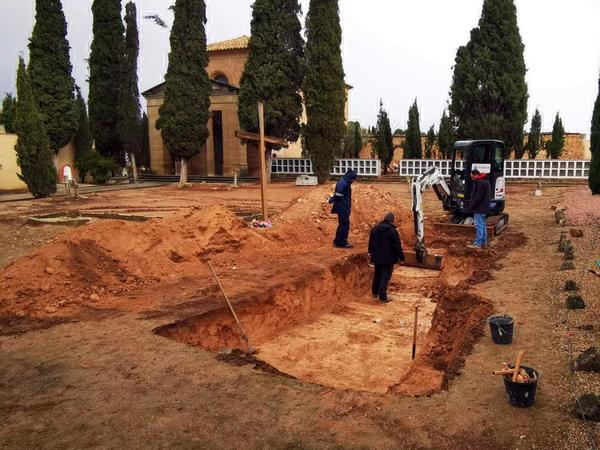 Trabajos en el cementerio de Alcañiz