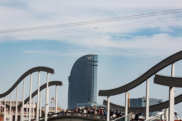 El Moll d’Espanya, uno de los principales puntos de tránsito de personas en el puerto de Barcelona