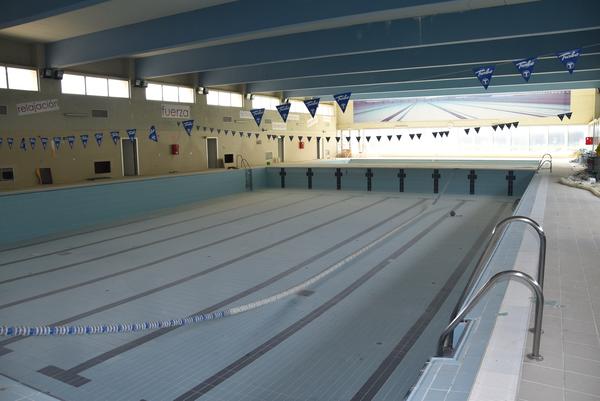La piscina cubierta de Puerto Real, antes de las obras acometidas por Cooperactiva