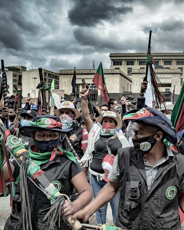 Movilización de la Minga indígena recorriendo desde el Sur occidente del país hasta la ciudad de Bogotá