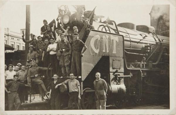 Ferrocarriles colectivizados.