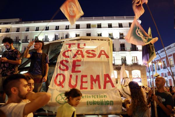 Manifestacion No hay planeta B 2