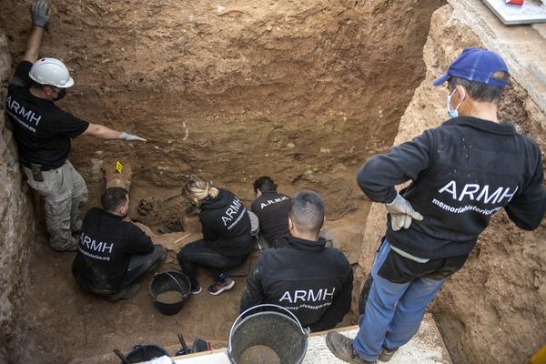 Exhumación en Guadalajara de una veintena de fusilados - 5